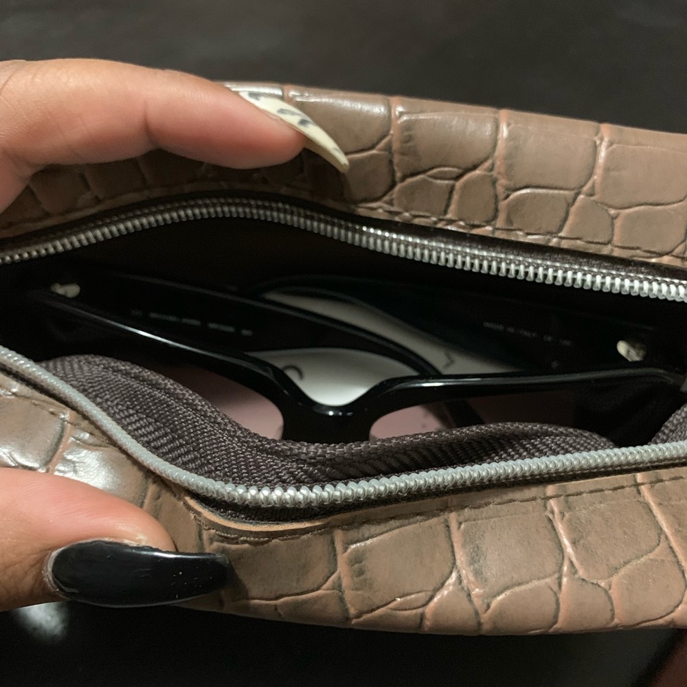 Vintage Michael Kors Shades w/ Leather Case - Picture 7 of 8